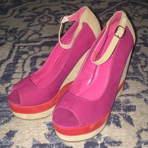 Dots Colorblock Wedges NWOT